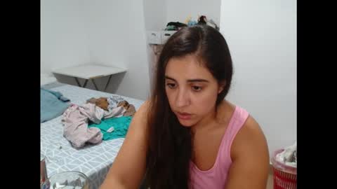 ursumi1 online show from October 16, 7:38 pm