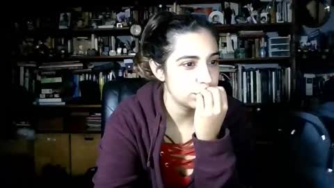 ursumi1 online show from September 29, 9:09 pm