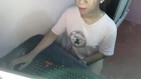 ursweet_pinay69xx online show from September 27, 7:59 am
