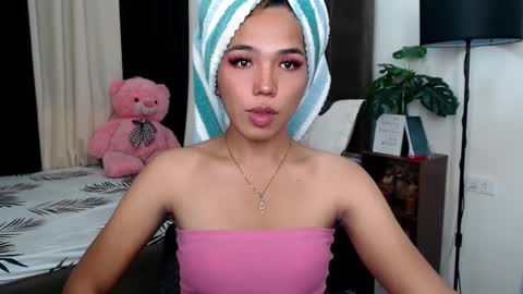 CHESCA online show from February 12, 9:42 am