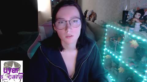 Snapshot of uyar_ chatting on October 12, 12:07 pm Cara online show from October 12, 12:07 pm