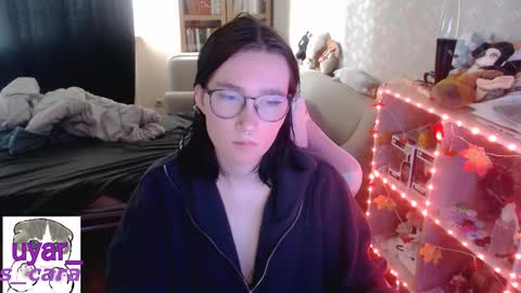 Snapshot of uyar_ chatting on October 19, 11:34 am Cara online show from October 19, 11:34 am