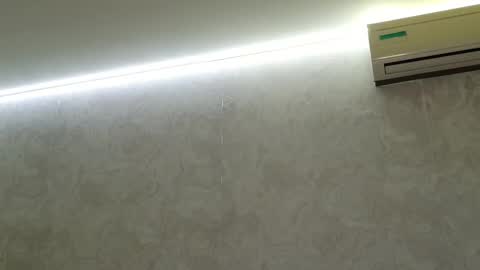 Mia online show from March 2, 7:15 am