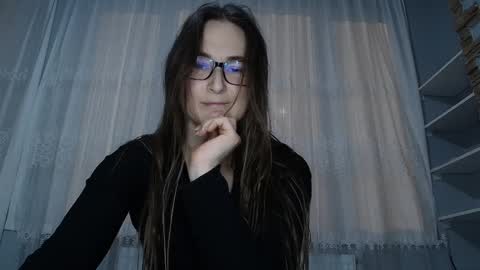 Snapshot of va_len_sea_ya chatting on March 3, 7:35 pm Valensiya online show from March 3, 7:35 pm