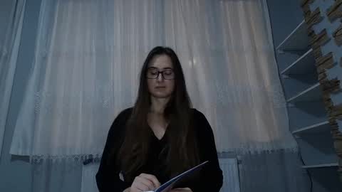 Snapshot of va_len_sea_ya chatting on February 9, 7:52 pm Valensiya online show from February 9, 7:52 pm