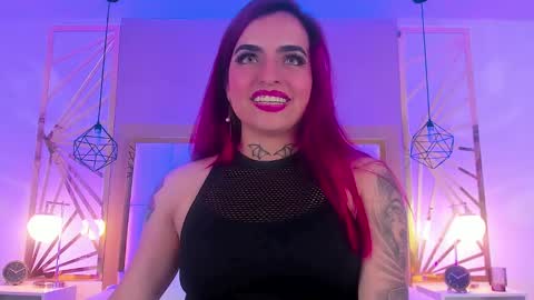 Snapshot of vaaleriee_miller_ chatting on January 3, 6:14 pm valeriee miller online show from January 3, 6:14 pm