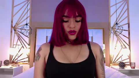 Snapshot of vaaleriee_miller_ chatting on January 21, 4:58 pm valeriee miller online show from January 21, 4:58 pm