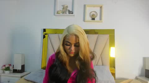 vahioleth  online show from November 5, 3:01 am