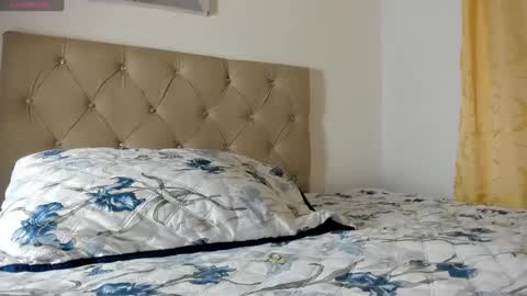 Vahiolet smith online show from September 25, 1:15 am