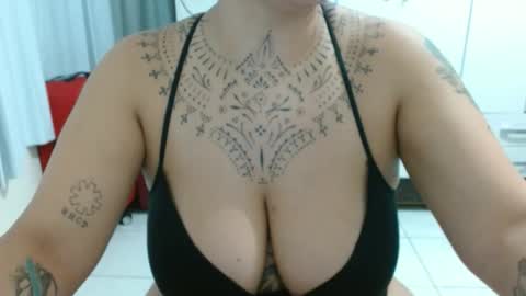 Vah Oliver online show from March 21, 9:42 pm