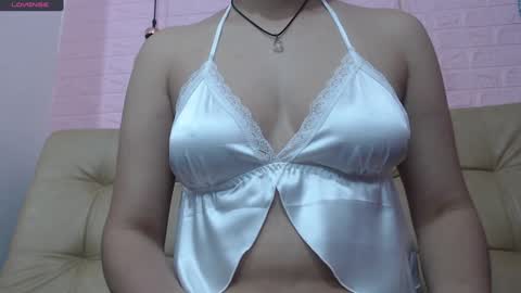 Vainilla online show from January 13, 1:45 am