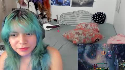 Vaiolet1314 online show from December 20, 1:20 am