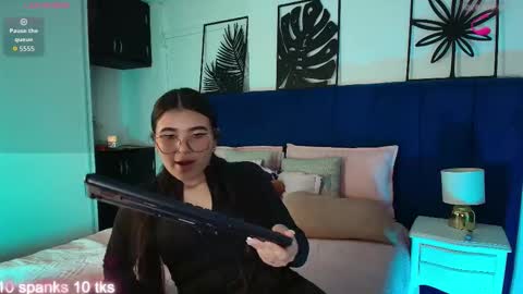 Tifanny  online show from September 19, 7:57 pm