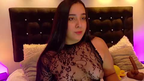 Snapshot of valen_scott_ chatting on January 3, 12:52 pm Valen Scott online show from January 3, 12:52 pm