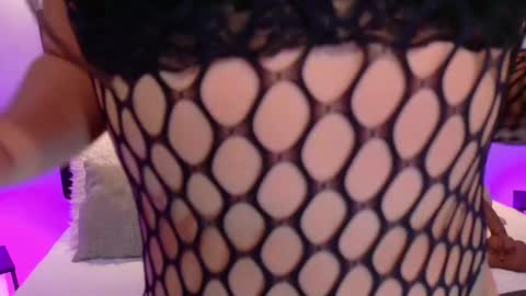 Snapshot of valen_scott_ chatting on February 22, 11:46 am Valen Scott online show from February 22, 11:46 am