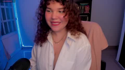 valen_smile_ online show from September 14, 2:42 am
