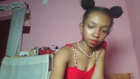 valencia302364 online show from December 13, 9:41 pm