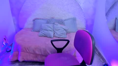 Valentina online show from February 18, 5:01 pm