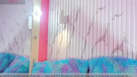 Snapshot of valentina_lux1 chatting on October 20, 7:06 pm Valentina online show from October 20, 7:06 pm