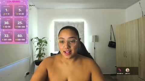Valentina online show from December 18, 2:17 pm