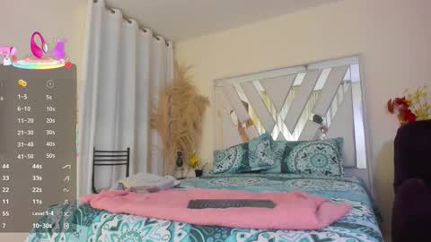 VALENTINA online show from November 5, 4:40 am