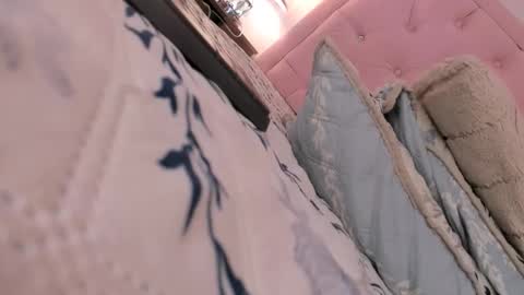 Snapshot of valentoro1 chatting on September 25, 1:10 pm Vale Toro online show from September 25, 1:10 pm