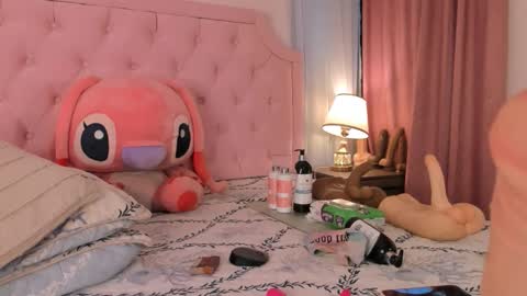 Snapshot of valentoro1 chatting on September 21, 12:59 pm Vale Toro online show from September 21, 12:59 pm