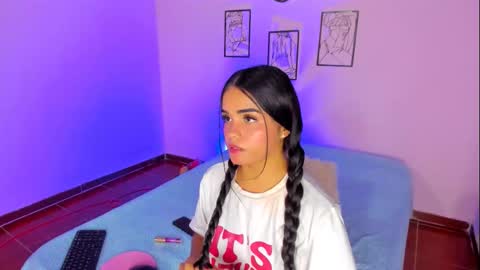 Snapshot of valeri_10 chatting on September 29, 4:28 am valeri_10 online show from September 29, 4:28 am