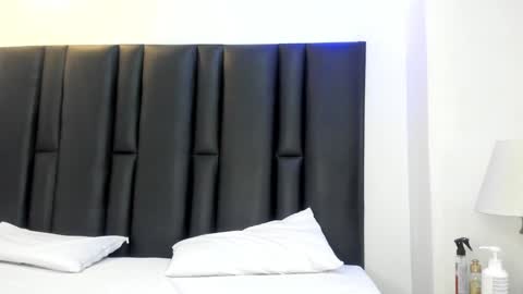 valeri_tafur online show from January 11, 10:51 am