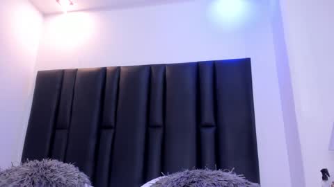 valeri_tafur online show from January 12, 9:19 pm