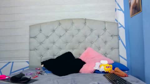 Snapshot of valeria552611 chatting on September 13, 11:35 pm VALERIA online show from September 13, 11:35 pm