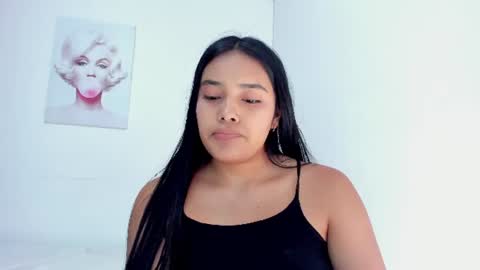 valeria_miller69 online show from July 14, 2:44 pm