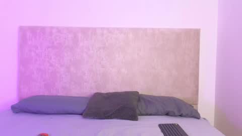 valeria_wild_ online show from October 2, 11:48 am