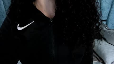 Snapshot of valeriaa_soler chatting on September 25, 4:06 pm Valeria online show from September 25, 4:06 pm