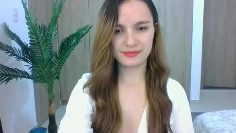 valeriafrannco online show from January 27, 6:09 am