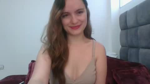 valeriafrannco online show from January 9, 2:18 pm