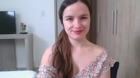 valeriafrannco online show from January 29, 6:28 pm