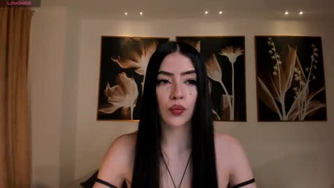 Snapshot of valeriariverax chatting on February 16, 5:37 pm Valeria online show from February 16, 5:37 pm