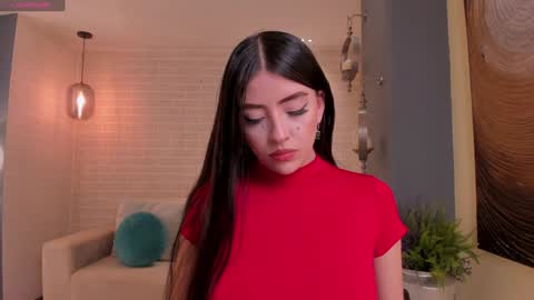 Snapshot of valeriariverax chatting on December 11, 3:24 am Valeria online show from December 11, 3:24 am