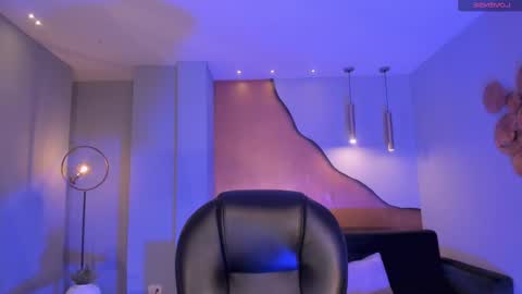Snapshot of valeriariverax chatting on March 11, 3:47 am Valeria online show from March 11, 3:47 am