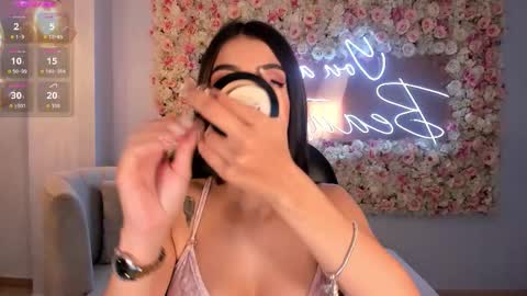 Snapshot of valeriavelvet chatting on October 10, 12:54 pm Vale online show from October 10, 12:54 pm