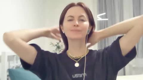 Snapshot of valerie_rose777 chatting on January 11, 6:44 pm valerie_rose777 online show from January 11, 6:44 pm