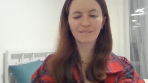 Snapshot of valerie_rose777 chatting on January 18, 8:09 pm valerie_rose777 online show from January 18, 8:09 pm
