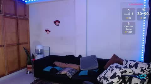 Snapshot of valerie_smile chatting on January 31, 12:07 pm Valerie online show from January 31, 12:07 pm