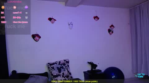 Snapshot of valerie_smile chatting on September 16, 5:15 am Valerie online show from September 16, 5:15 am