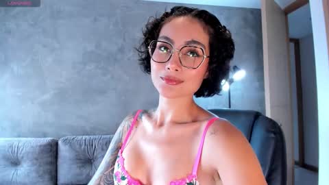  call me Val  online show from February 2, 2:27 pm