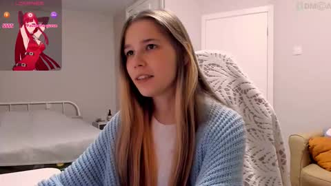 Snapshot of valeriebubbles chatting on October 8, 4:44 pm Valerie online show from October 8, 4:44 pm