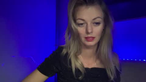 Snapshot of valerieluvsugar chatting on January 5, 9:57 pm Valerie online show from January 5, 9:57 pm
