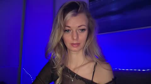 Valerie  online show from March 19, 11:58 am