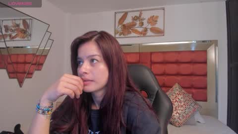 valeriemattson_ online show from September 29, 6:13 pm